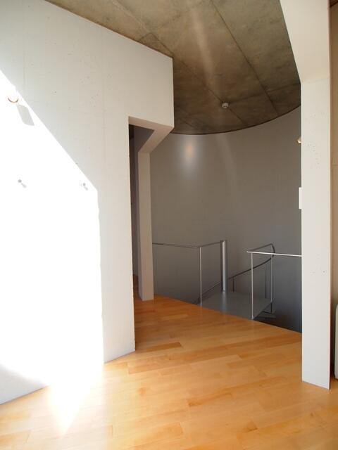 アリウェイ戸越の内装|明るい色調の室内です