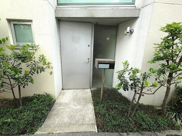 アリウェイ戸越のエントランス|毎日通るエントランスはこのようになっています