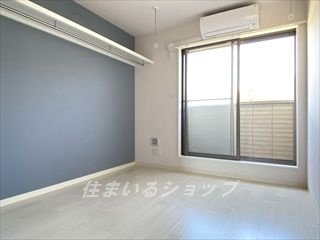 広島市安佐北区口田南１丁目のアパートの居間・リビング|エアコンあり