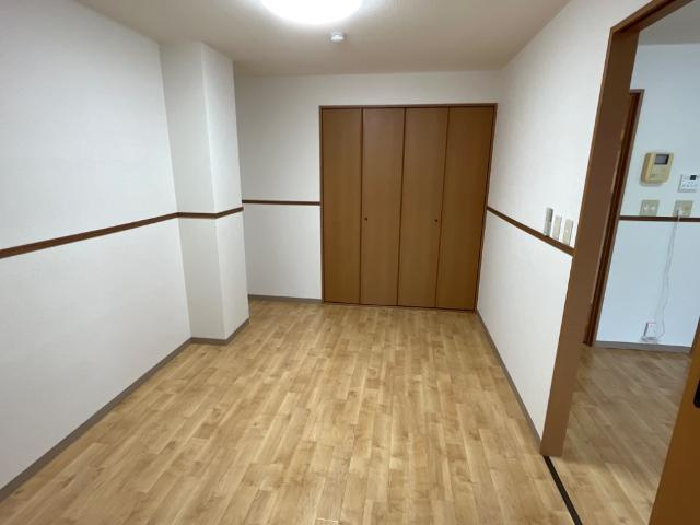 プレステージ　セピアの内装|洋室