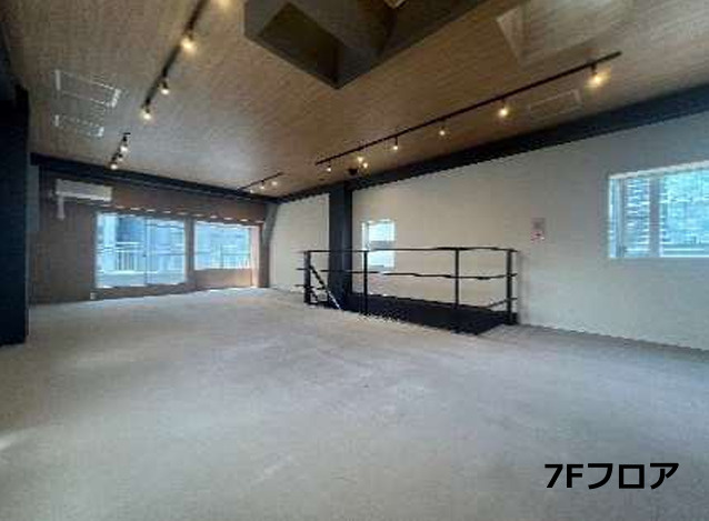 大阪市北区東天満２丁目の店舗事務所の内装