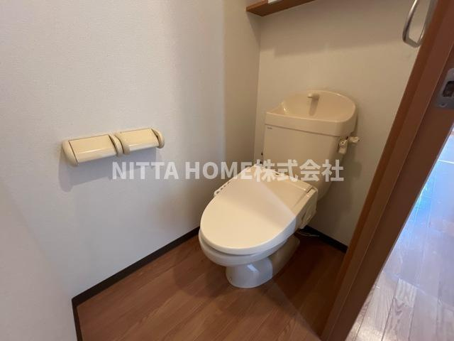 メゾン・リバーストーンのトイレ|ウォシュレット付きのトイレです◎