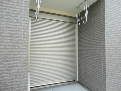 【内装】 | Ｎ＆Ｈ | 窓シャッター