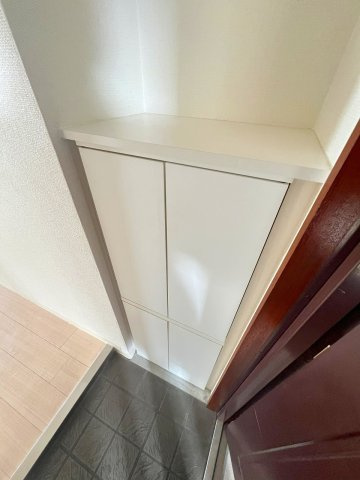 ループ千里丘の収納|靴箱