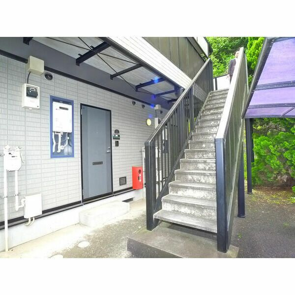 プレサージュ市川のエントランス