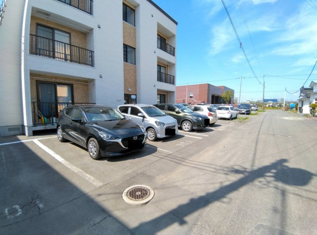 ルソレイユの駐車場