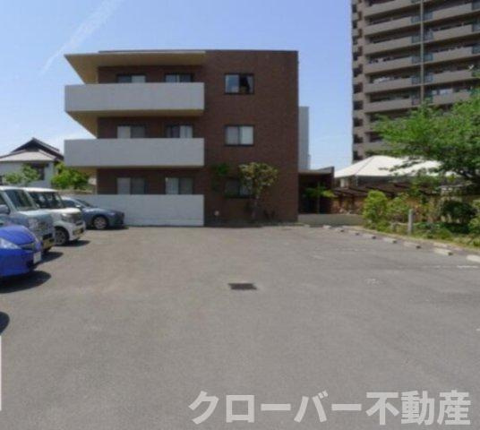 ルミナスⅠ　ＭＩＺＵＨＯの駐車場