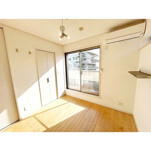 茅ヶ崎市東海岸北１丁目のテラスの設備