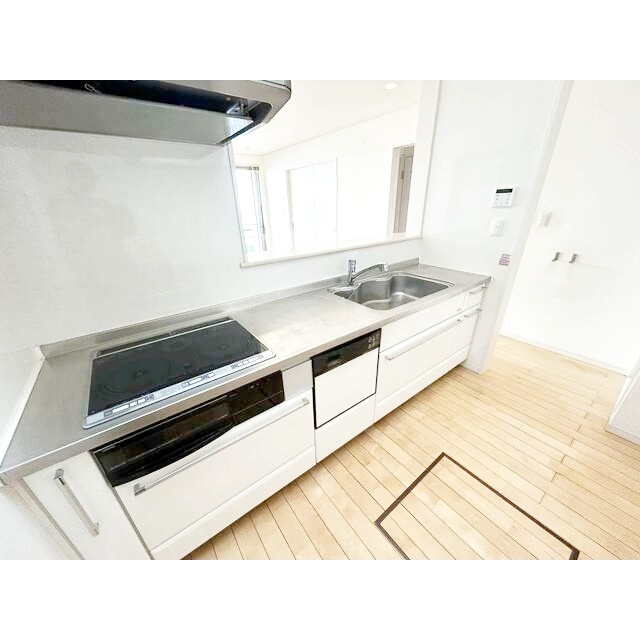 茅ヶ崎市東海岸北１丁目のテラスのキッチン