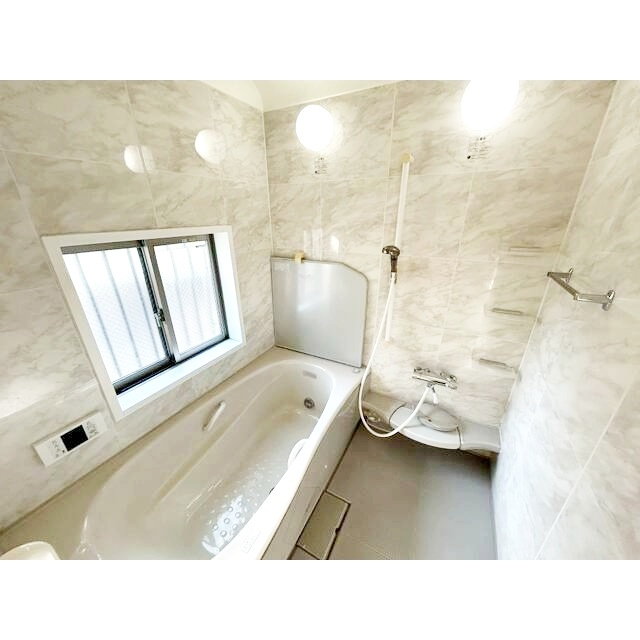 茅ヶ崎市東海岸北１丁目のテラスの浴室