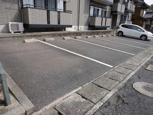 ラ・モールの駐車場