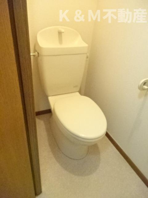 ドゥ・ソレイユのトイレ|コンパクトで使いやすいトイレです