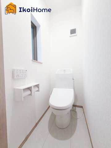 明石市二見町東二見1310-10　全6棟F号棟　新築戸建のトイレ|【ホームページに現地動画掲載中】●年中無休：当日予約可●トイレが2か所あるので夜中も安心です