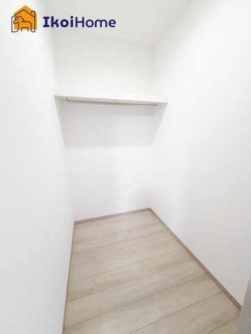 明石市二見町東二見1310-10　全6棟F号棟　新築戸建の収納|【ホームページに現地動画掲載中】●年中無休：当日予約可●大容量のウォークインクローゼットを完備！