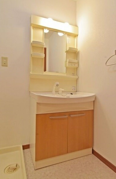 ライファスＮ水広の洗面所