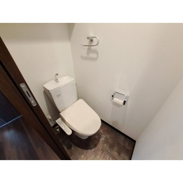 スプランディッド新大阪キャトルのトイレ