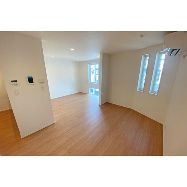 荒川区南千住６丁目戸建の居間・リビング