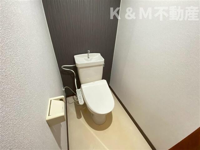 サムソンコートのトイレ|落ち着いたトイレです