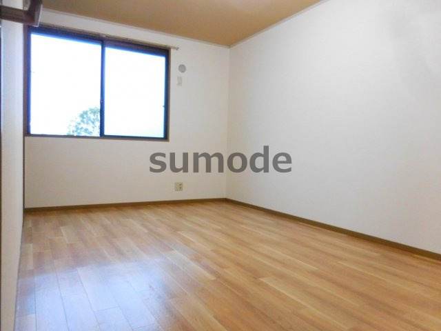 リヴェール深沢の洋室