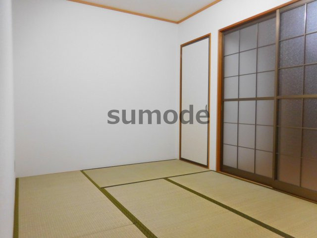 リヴェール深沢の和室