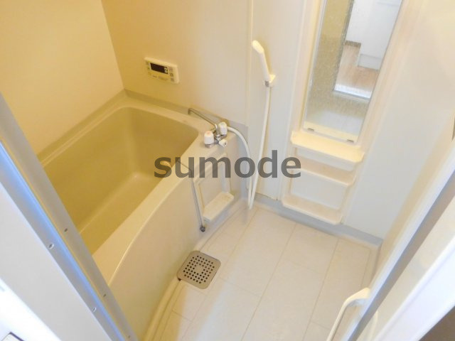 リヴェール深沢の浴室