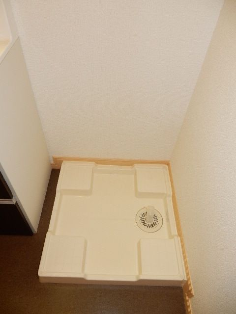 リバーサイド　ガーデンの設備|洗濯機置場