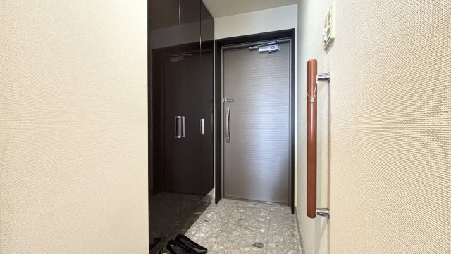 【玄関】