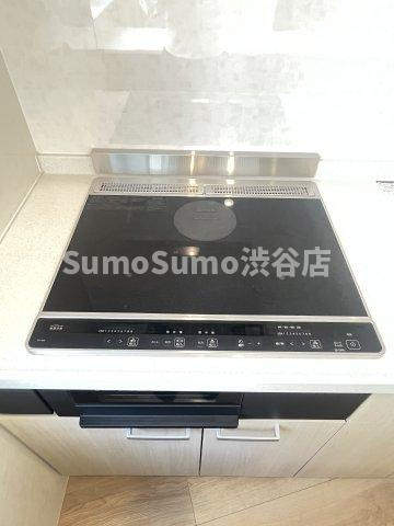 Ｔ’ｓ Ｃｕｏｒｅ ＢＬＩＳＳ自由が丘のキッチン