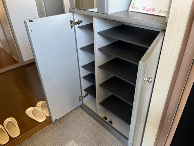 プレイスロイヤルの収納|シューズボックス