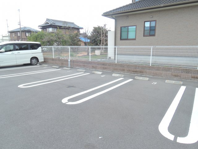 エスクードⅡの駐車場