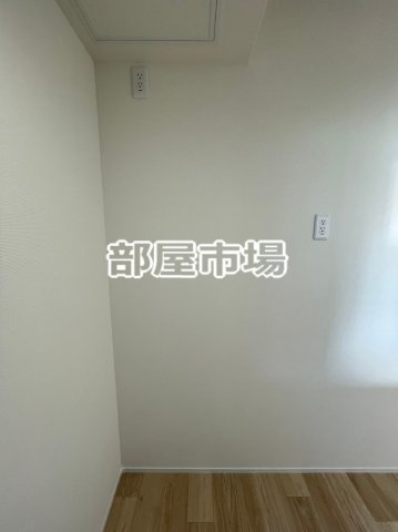 ラヴィデ香風園のキッチン|冷蔵庫置場