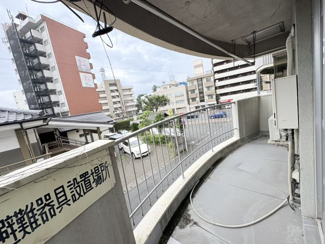【バルコニー】 | 大川ハイツ