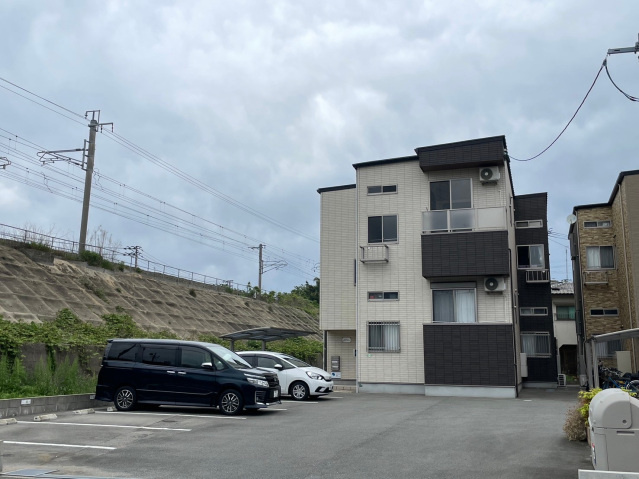 メゾンドバロン福津