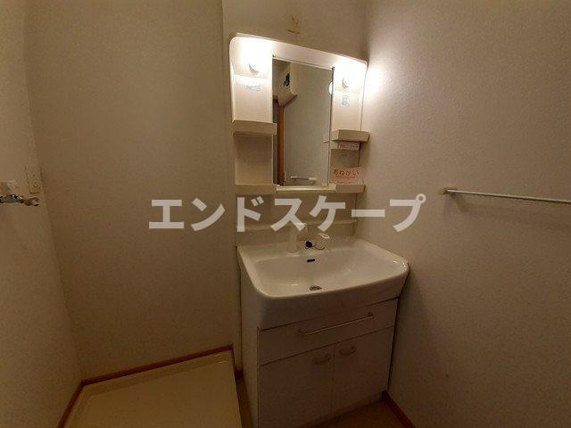 ベルフィオーレ　Ⅱの洗面所|高崎、前橋のお部屋探しはエンドスケープまで！お客様の理想お聞かせ下さい♪
