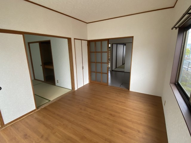 グリーンハイム山王の居間・リビング|洋室6帖