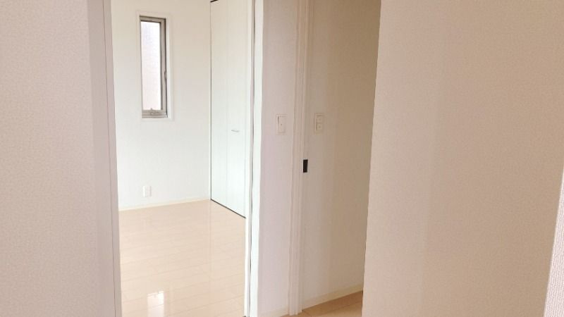 プログレスハイムの玄関