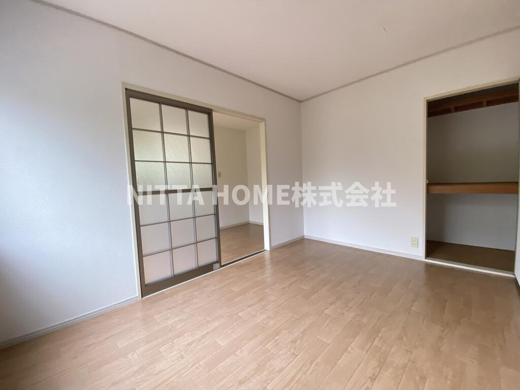メゾン菖蒲台の居間・リビング|全戸角部屋で住みやすいです☆