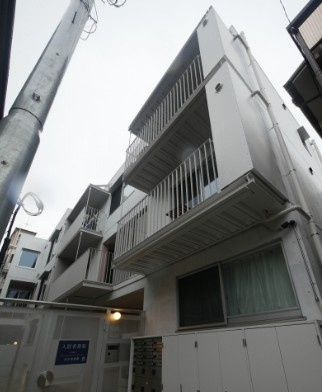 向丘・旬創館の外観