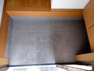 【エントランス】 | 荒目ハイツ | ※左右反転イメージ