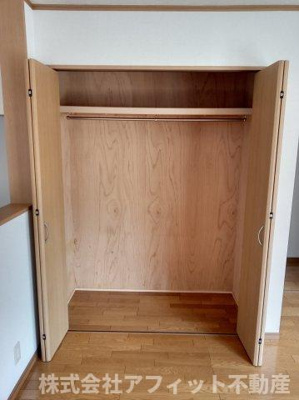 【その他】 | 荒目ハイツ | リビング収納　※左右反転イメージ