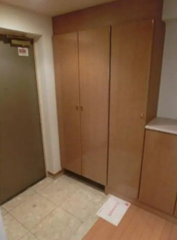 ドゥーエ東池袋の玄関