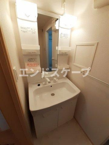 フィオーレの洗面所|高崎、前橋のお部屋探しはエンドスケープまで！お客様の理想お聞かせ下さい♪