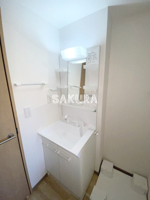 【洗面所】 | ベルプレジール | 身支度に欠かせない独立洗面台♪