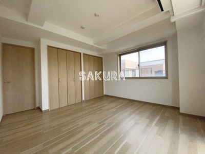 【寝室】 | ベルプレジール | 家具を配置しやすい人気の間取りです♪