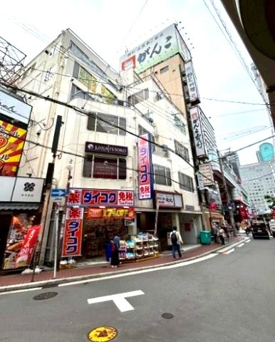 備後屋ビルの外観