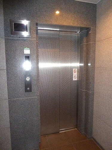 サーパス駅東公園のその他|エレベーター　※前回募集時2021年9月撮影