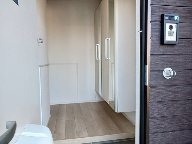 グランガーデンの玄関
