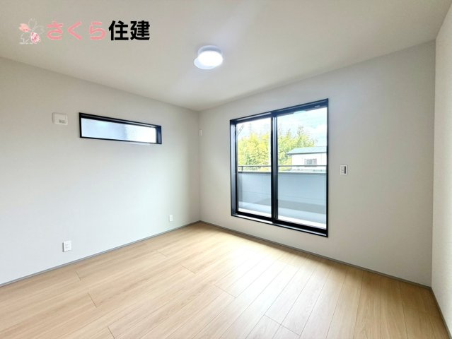 タマタウン細谷町　1号棟の洋室|広々とした洋室です♪お子様の成長に伴って増えていく荷物にも対応できます！

