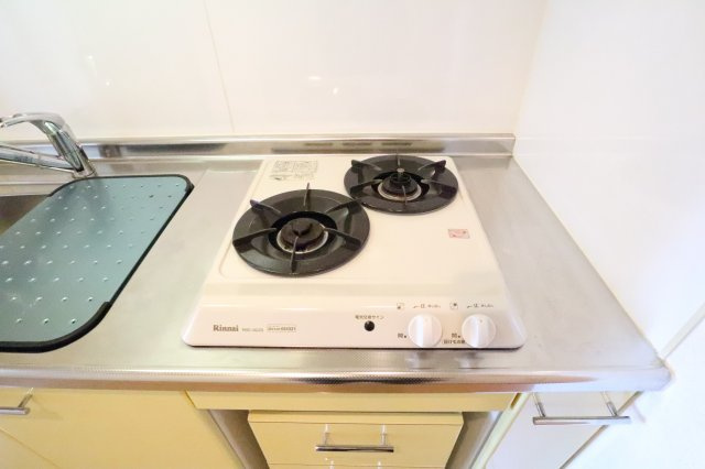 サヴォイスタジオスイーツ　11階のキッチン|別号室のものになります。現状優先。