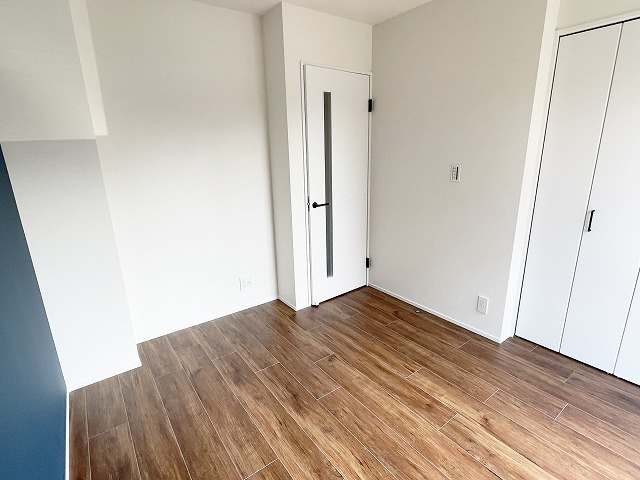 【洋室】 | RMF_アールエムエフ | ゆったりした洋室です